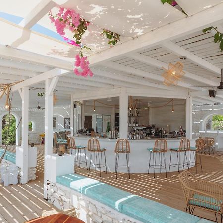 Palm Heaven Boutique Apartments Antiparos Exterior photo